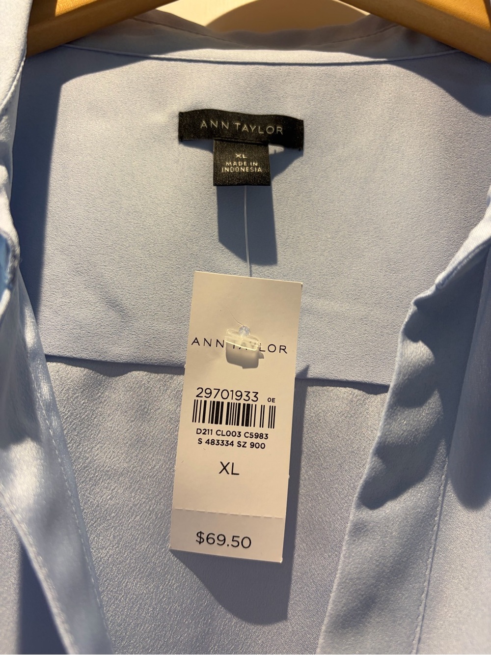 Ann Taylor Light Blue Women's Perfect Shirt - Picture 3 of 4